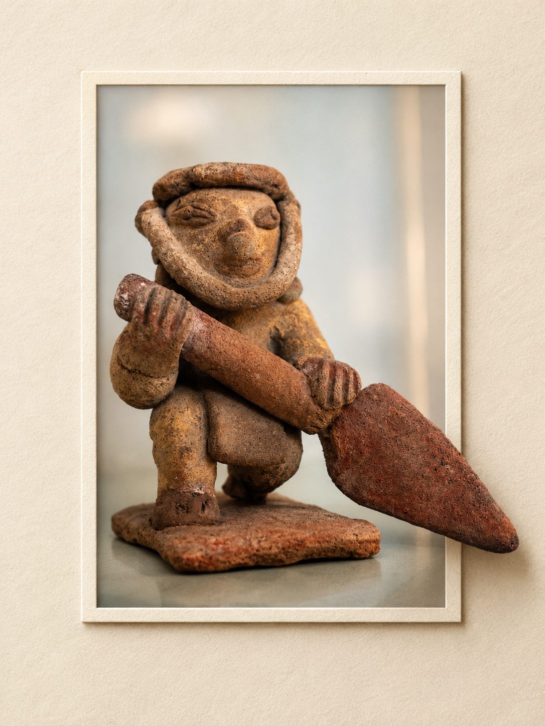 Maqueta de templo con personaje ceremonial sentado, cultura Chorrera